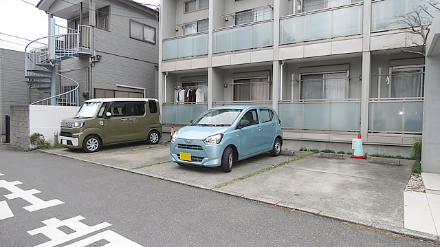 うきや歯科駐車場